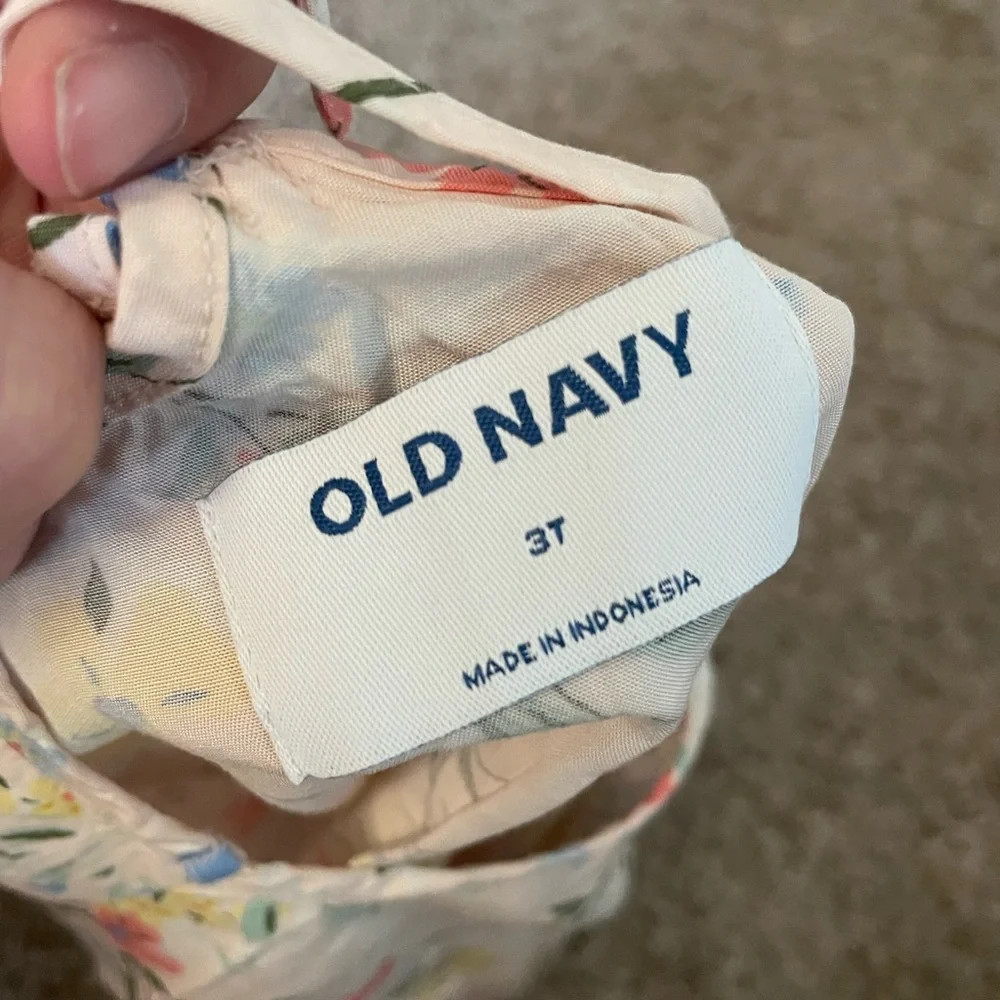 5/$20 Old Navy Floral Tank Top